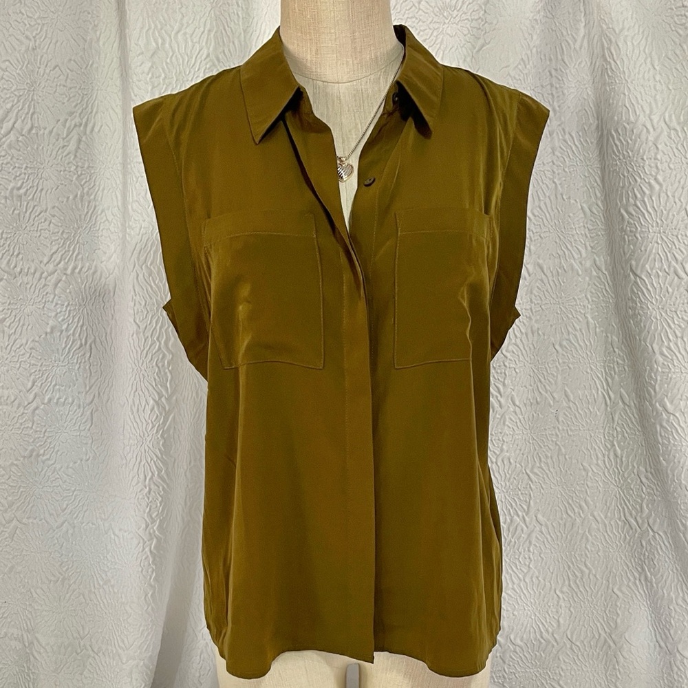 Worthington Olive Sleeveless Blouse